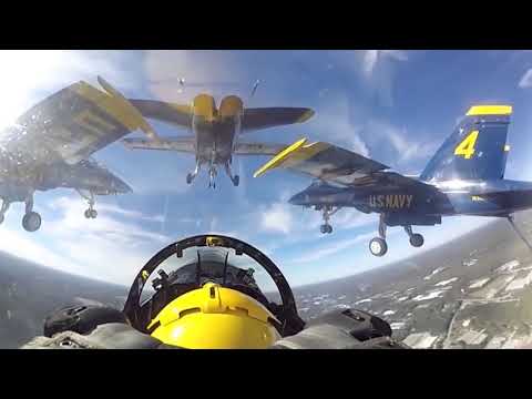 Групповой полет истребителей панорамное видео